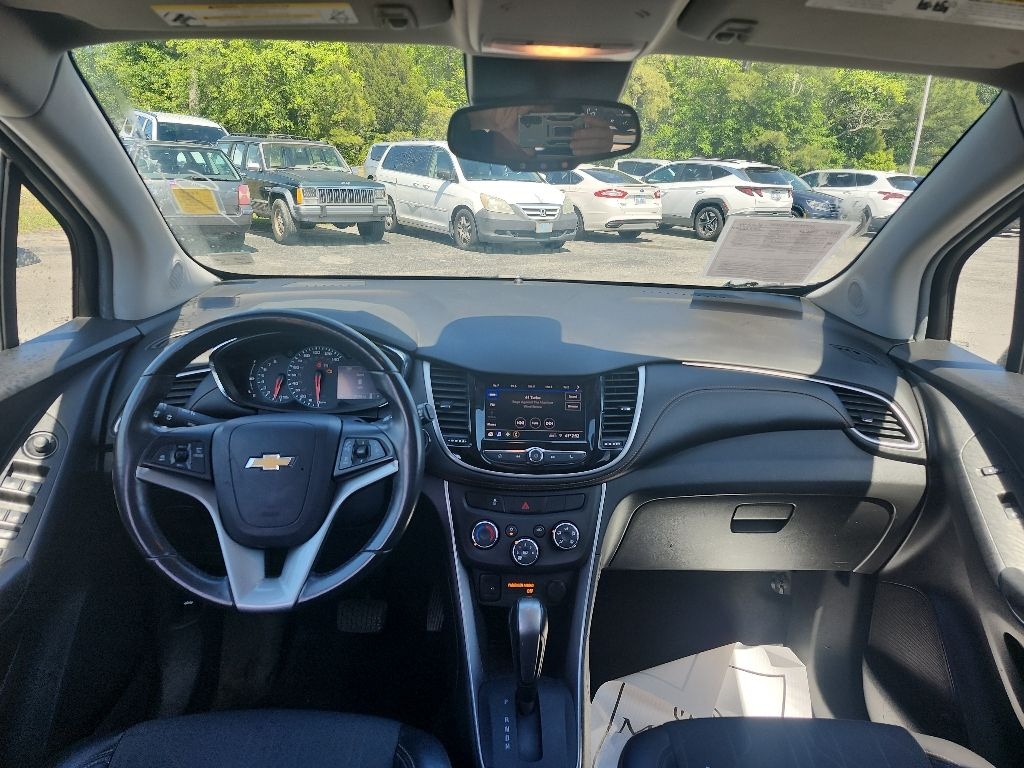 Used 2022 Chevrolet Trax LT SUV