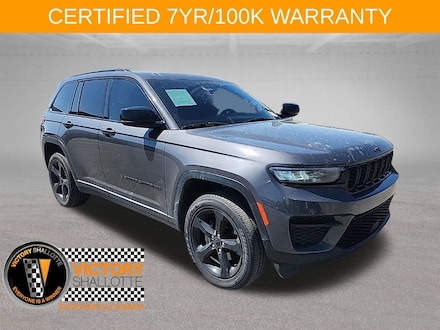 2023 Jeep Grand Cherokee Laredo SUV