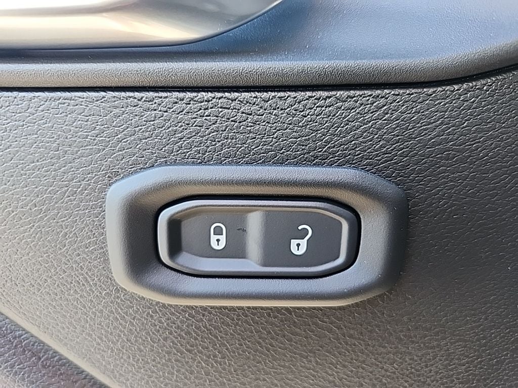 2026 Jeep Wrangler 2-Door Sport S - Photo 18