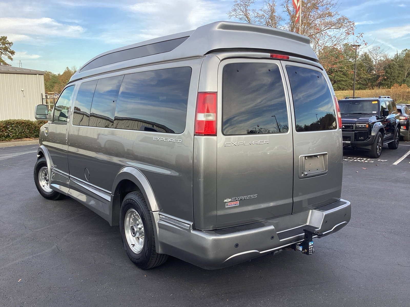 2018 Chevrolet Express Cargo 2500 photo 2