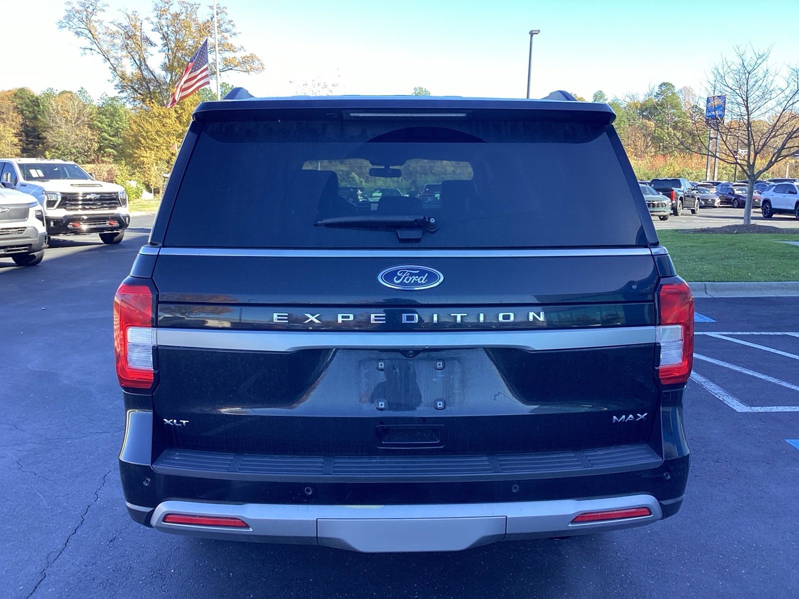 2024 Ford Expedition MAX XLT photo 3