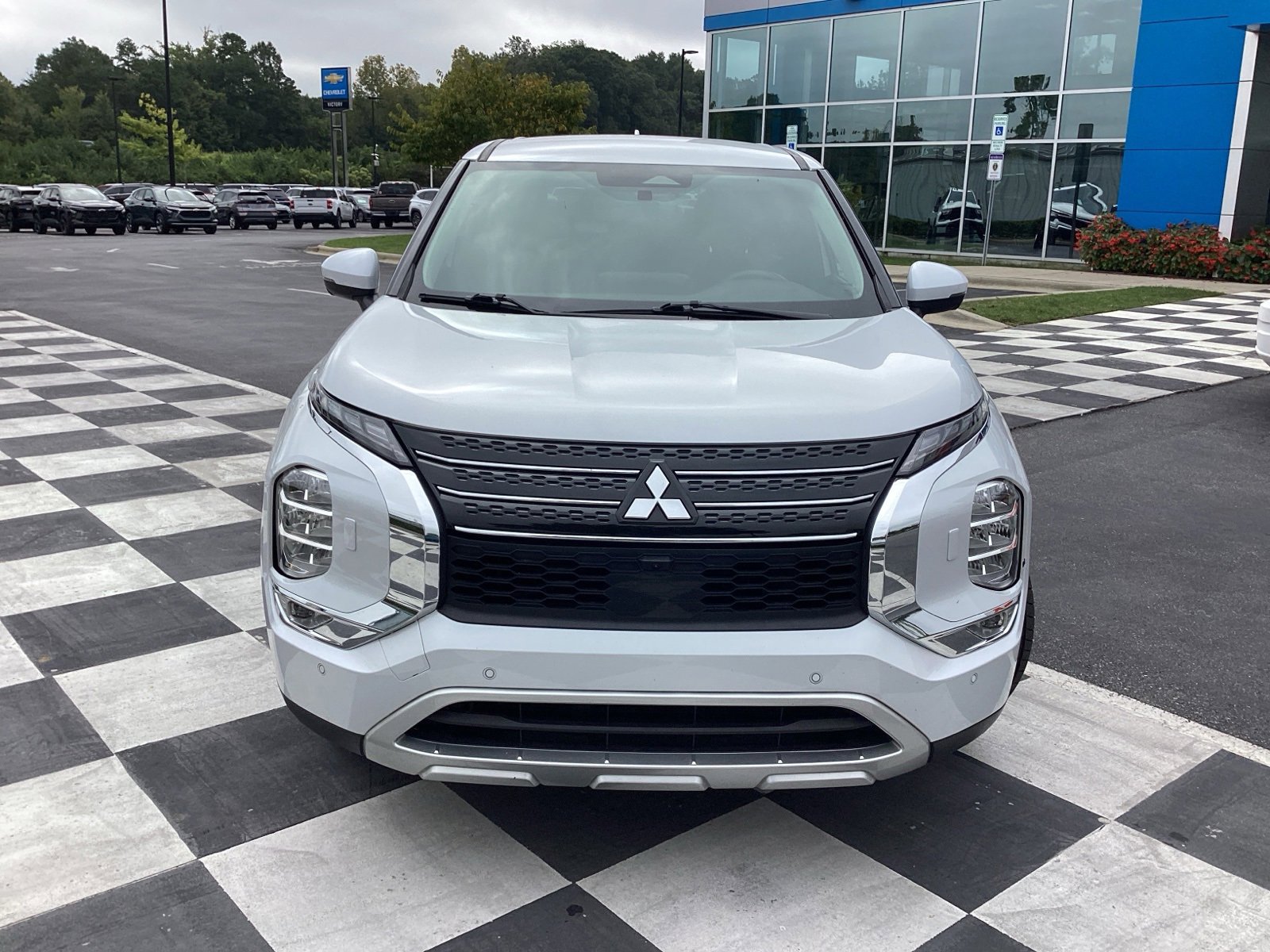 2024 Mitsubishi Outlander SE Ralliart photo 3