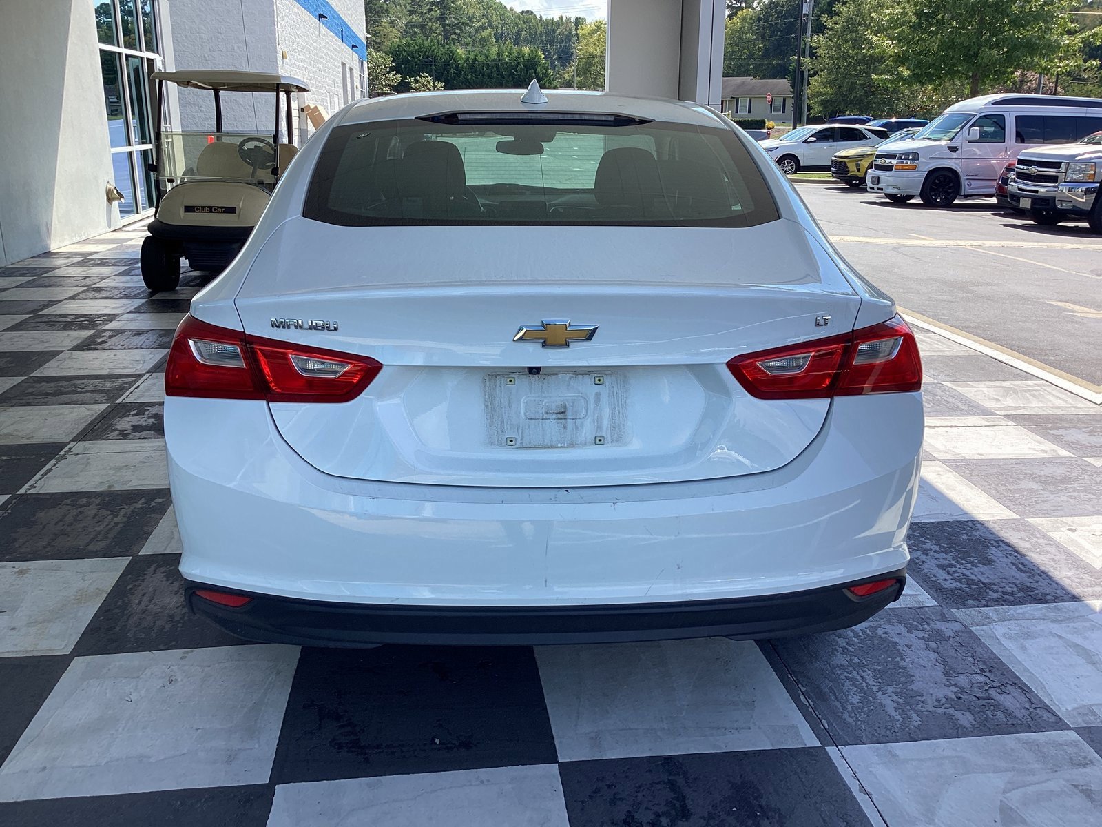 2023 Chevrolet Malibu 1LT photo 3