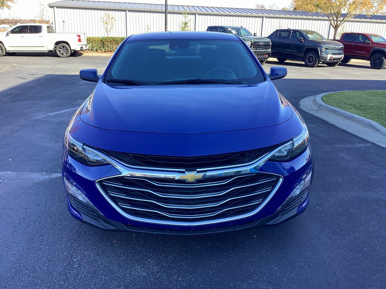 2023 Chevrolet Malibu 1LT photo 4