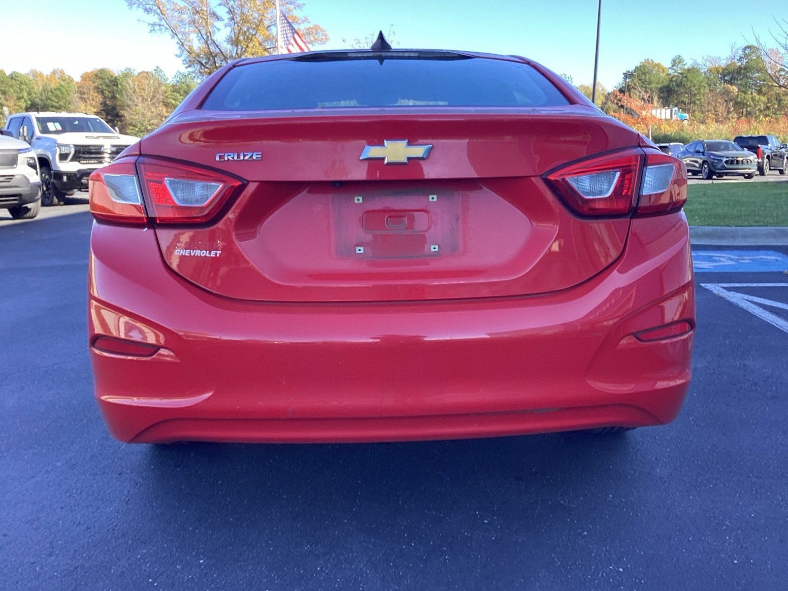 2019 Chevrolet Cruze LS photo 3