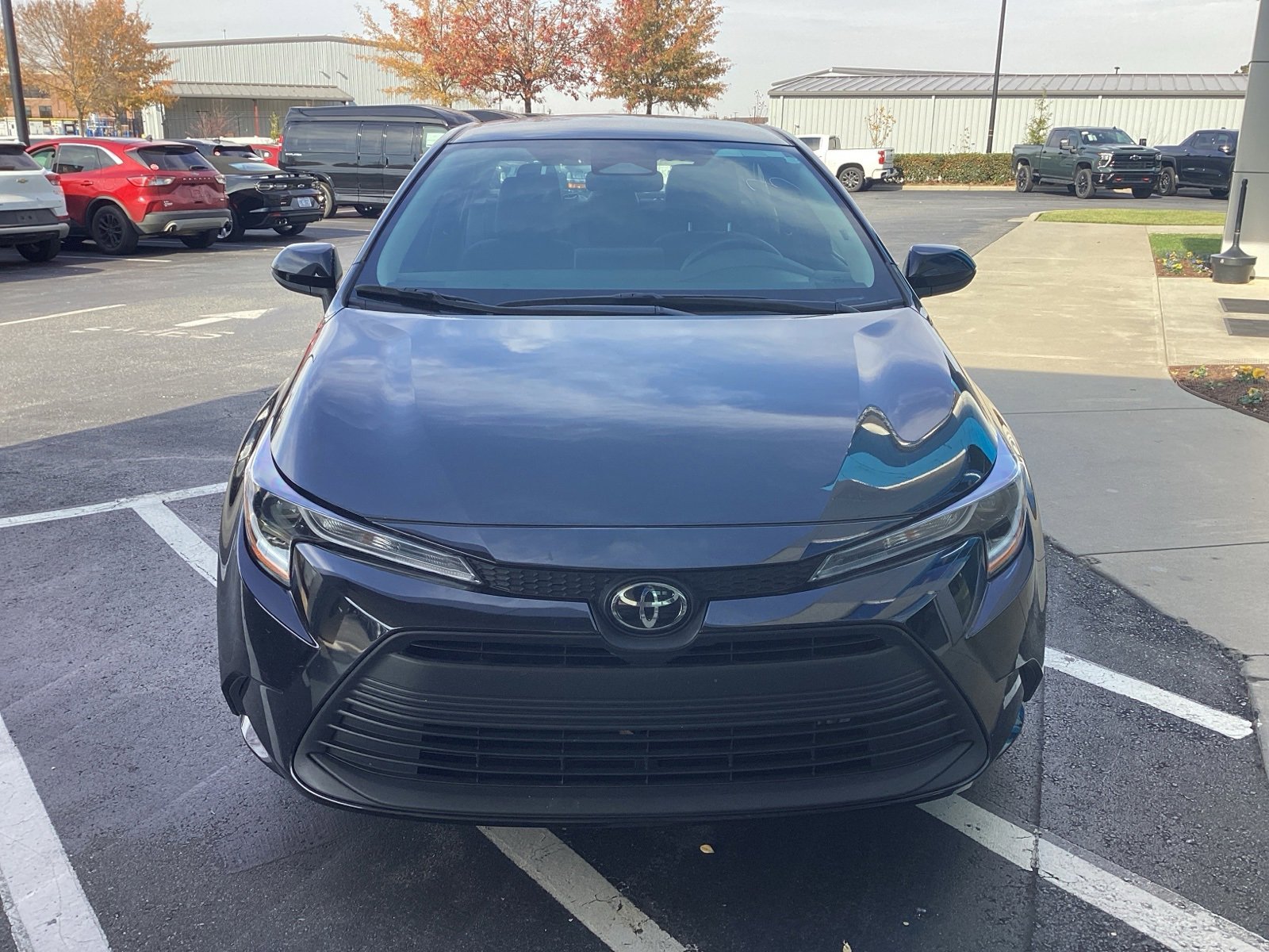 2025 Toyota Corolla LE photo 4