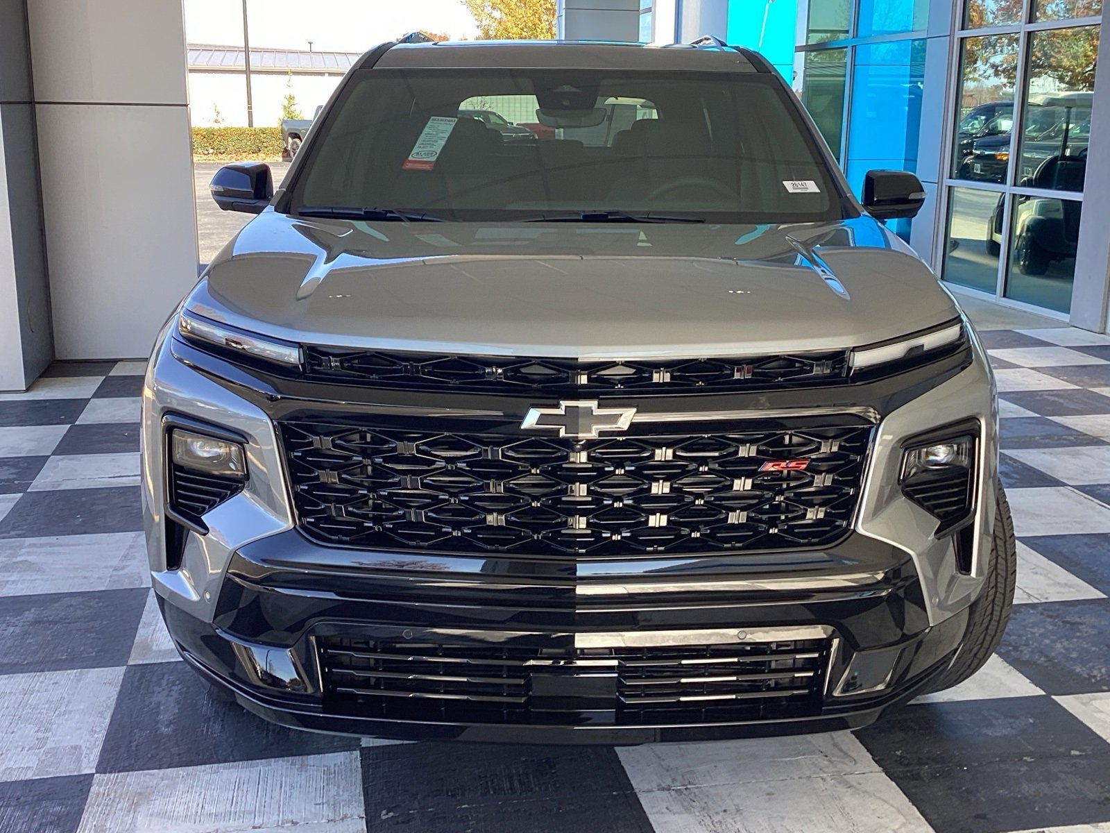 2026 Chevrolet Traverse RS photo 2