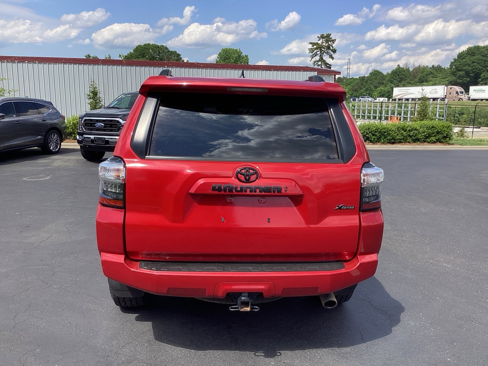 2022 Toyota 4Runner SR5 Premium photo 3