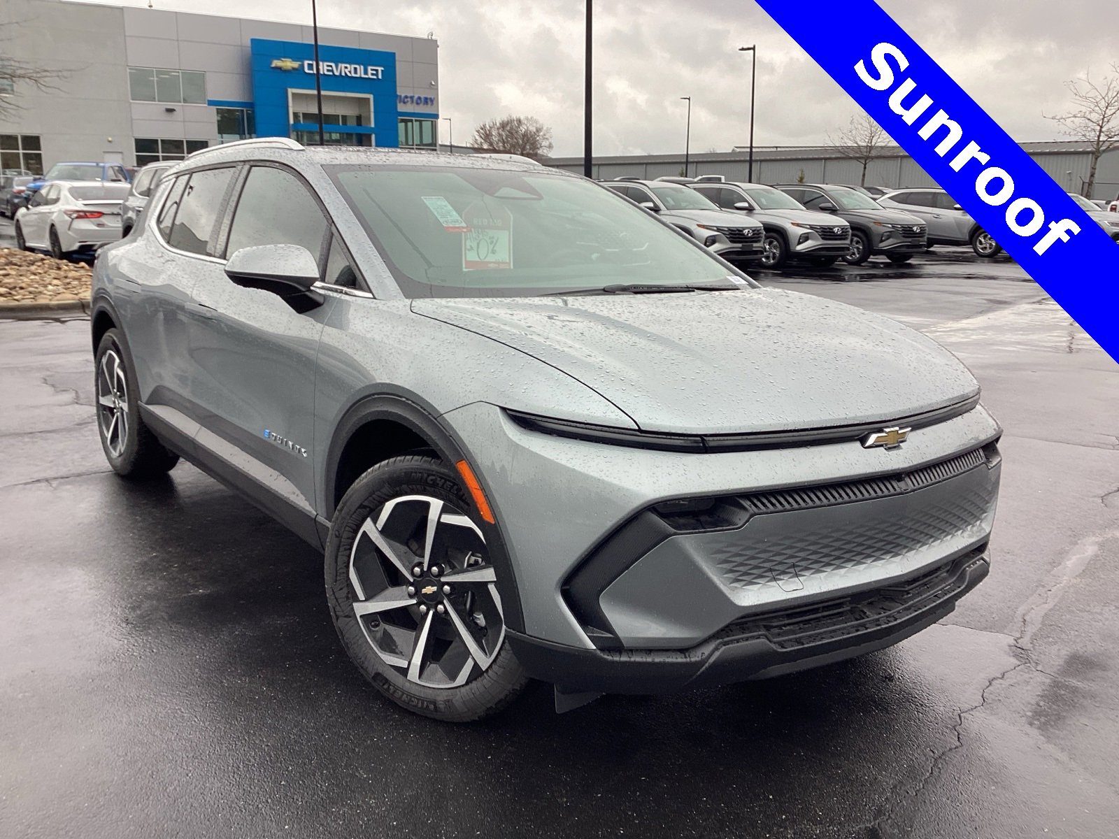 2026 Chevrolet Equinox EV 2LT's photo