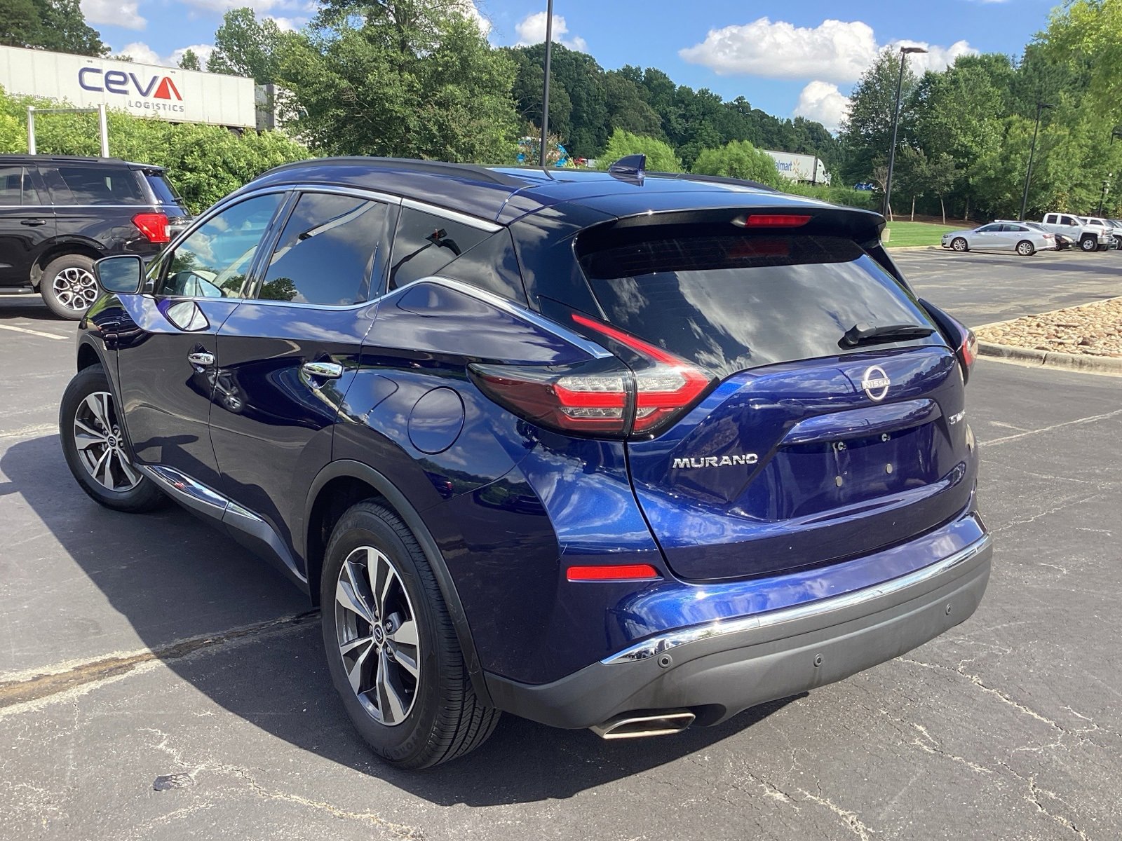 2023 Nissan Murano SV photo 2