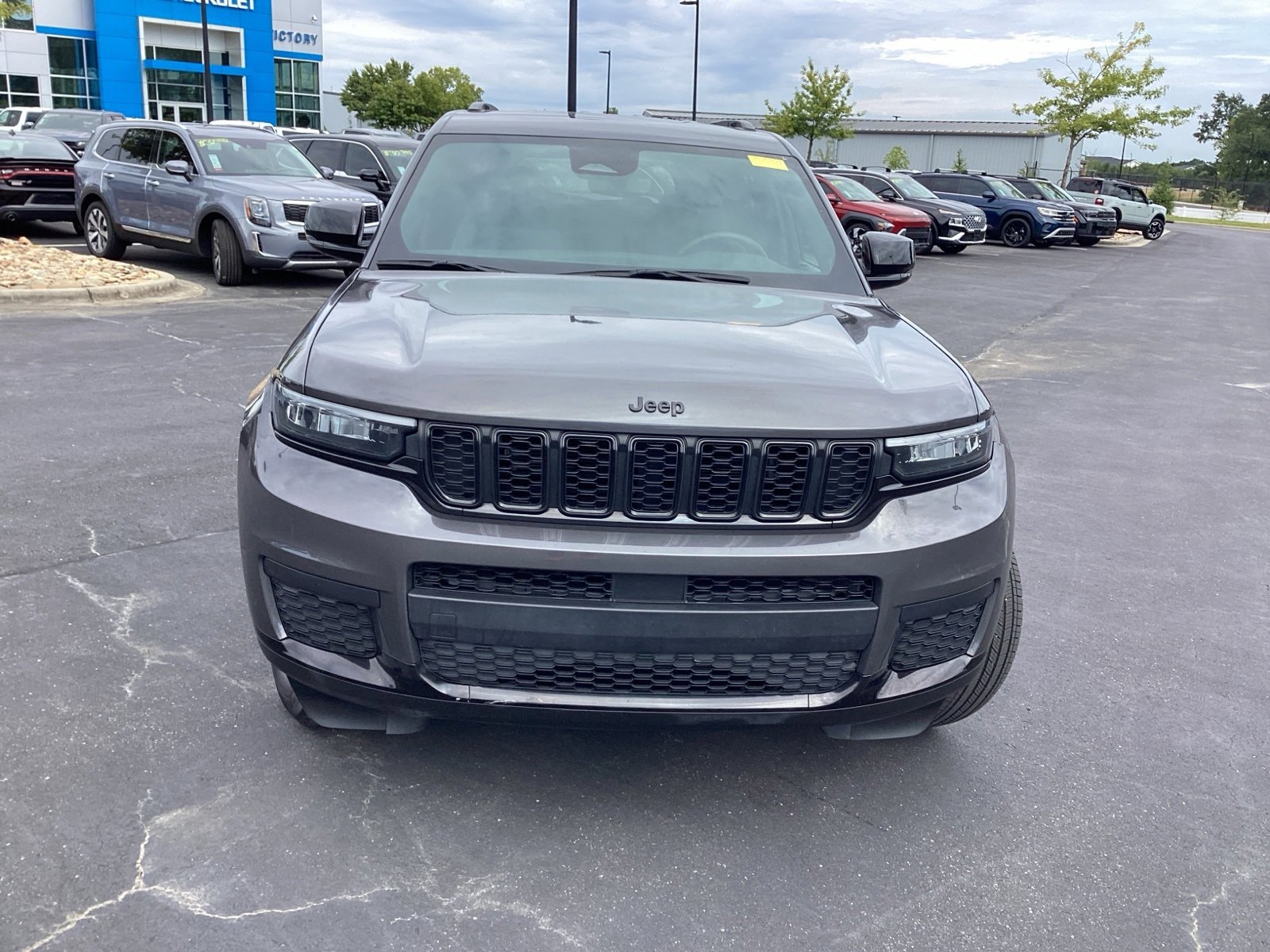 2024 Jeep Grand Cherokee Altitude photo 4