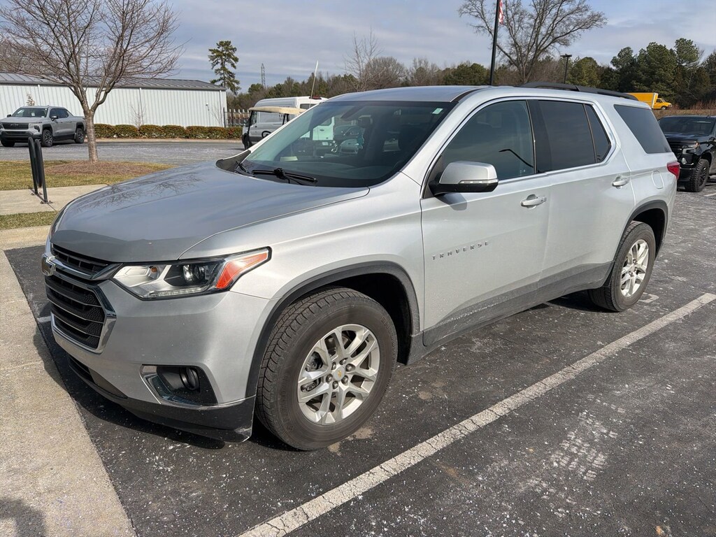 Used 2021 Chevrolet Traverse LT Cloth SUV