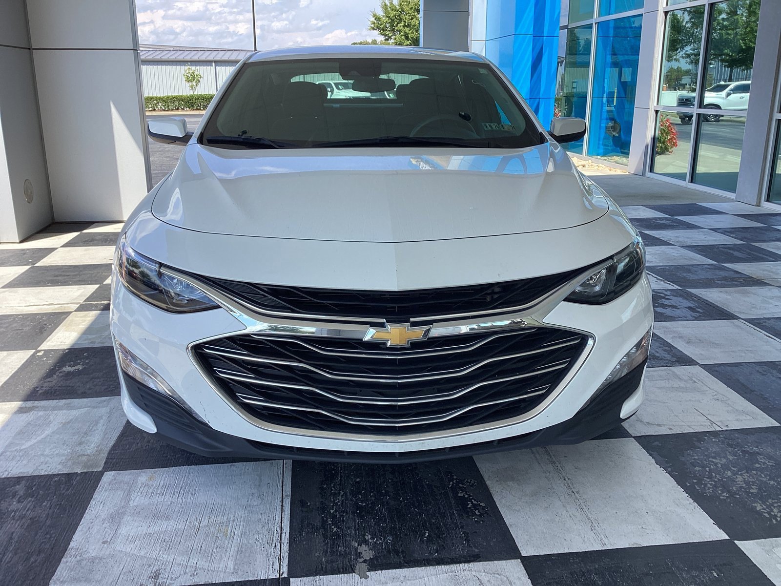 2023 Chevrolet Malibu 1LT photo 4
