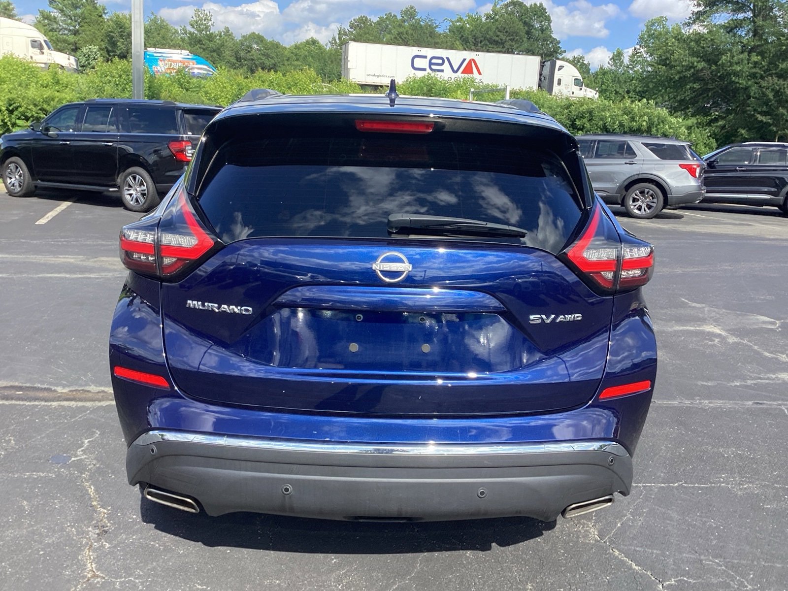 2023 Nissan Murano SV photo 3