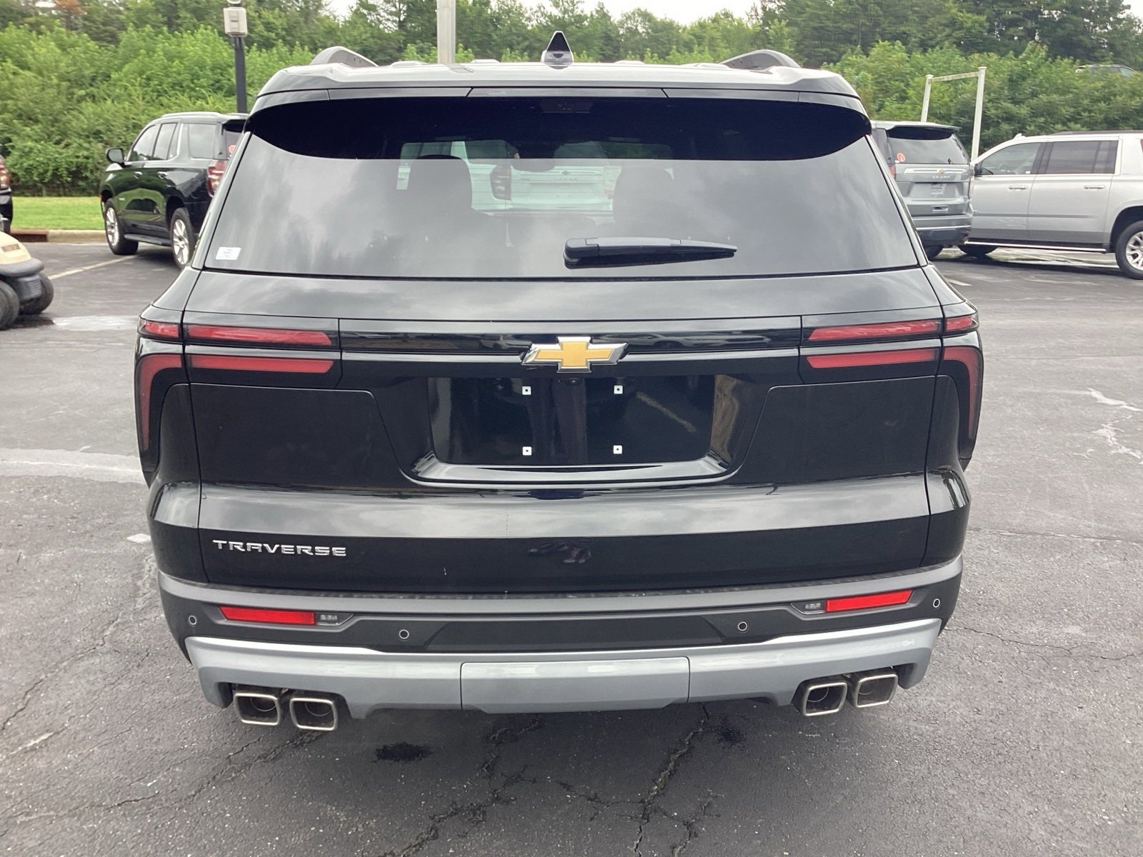 2026 Chevrolet Traverse photo 3