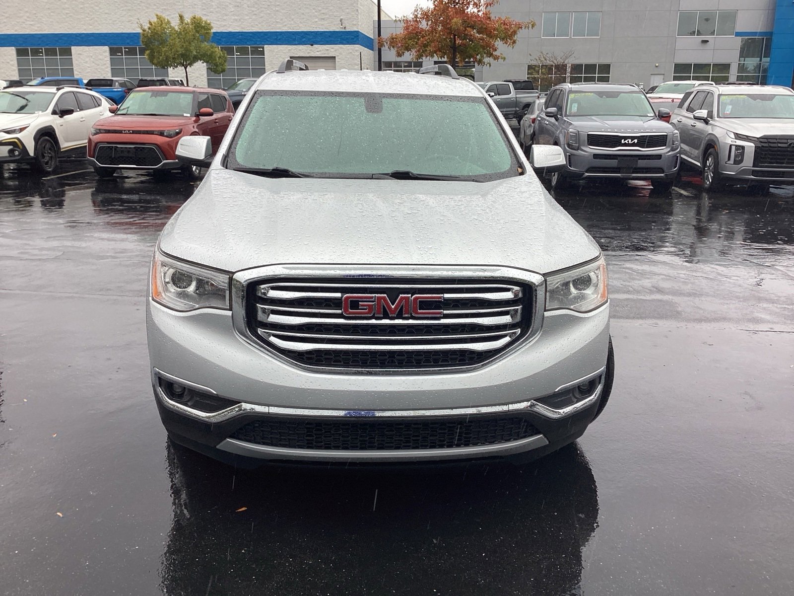 2019 Gmc Acadia SLT photo 2