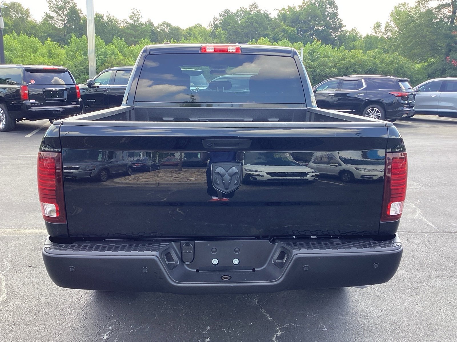 2024 Ram 1500 Classic Warlock photo 3