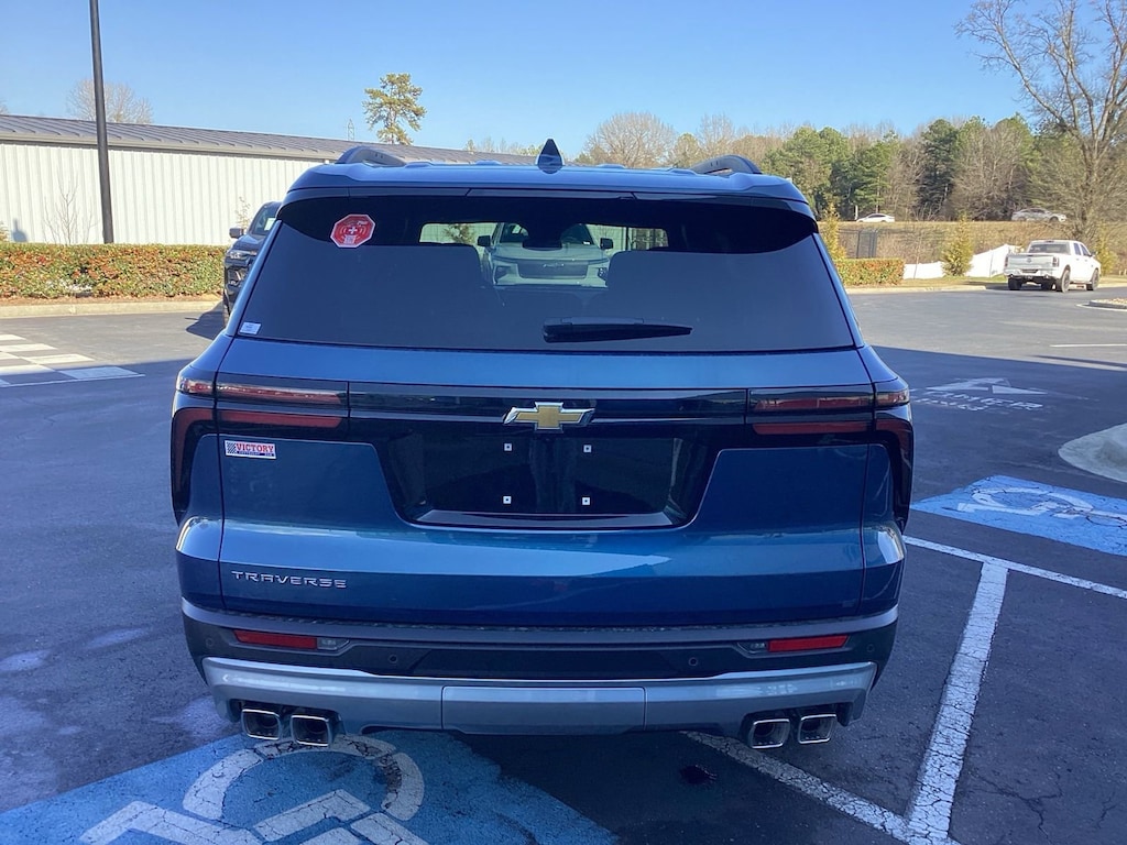 New 2026 Chevrolet Traverse LT SUV