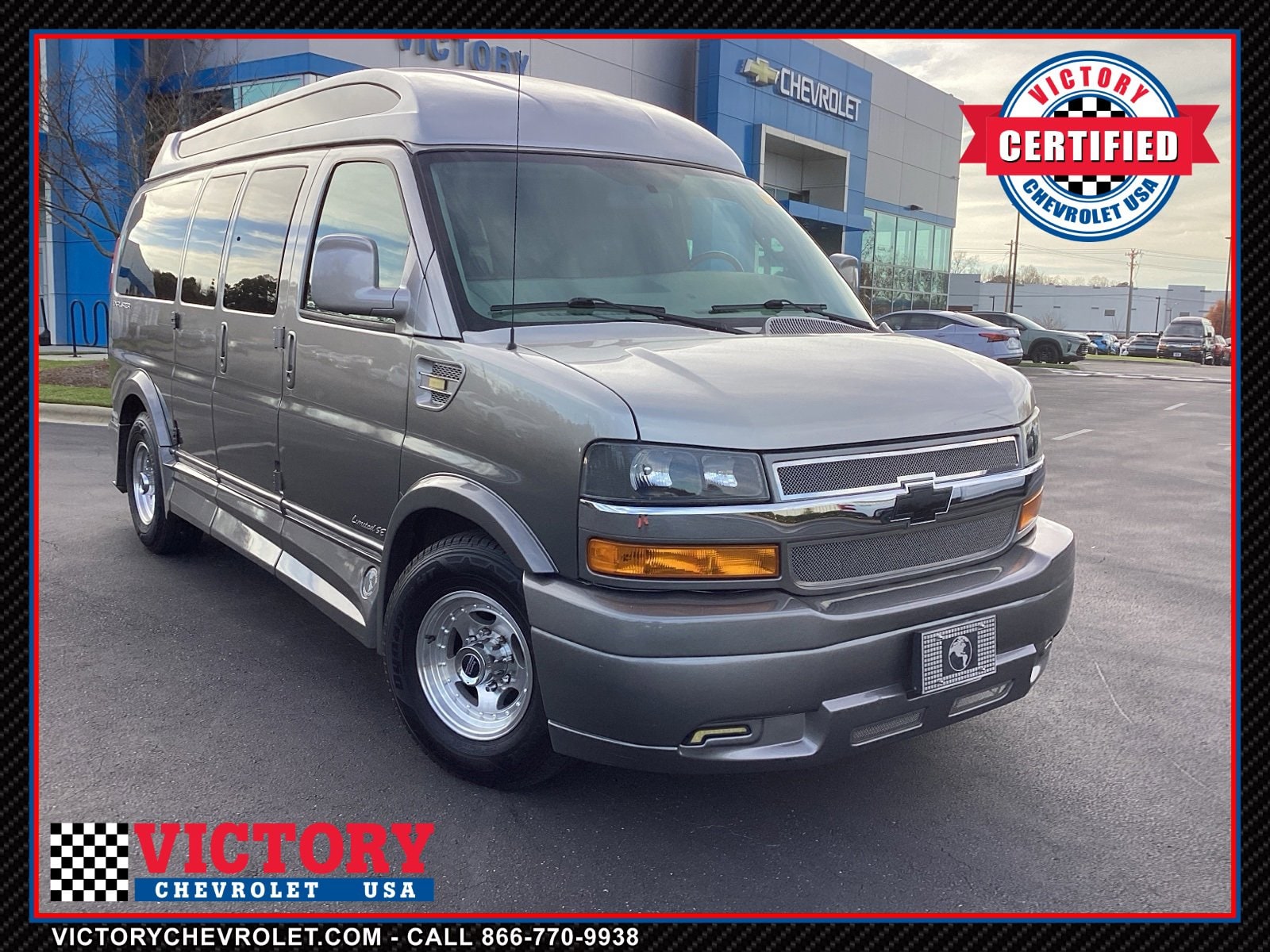 2018 Chevrolet Express Cargo Work Van's photo
