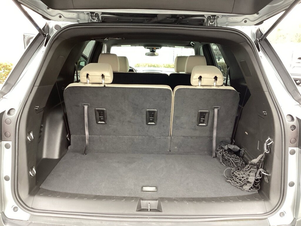 Used 2023 Chevrolet Traverse LS SUV