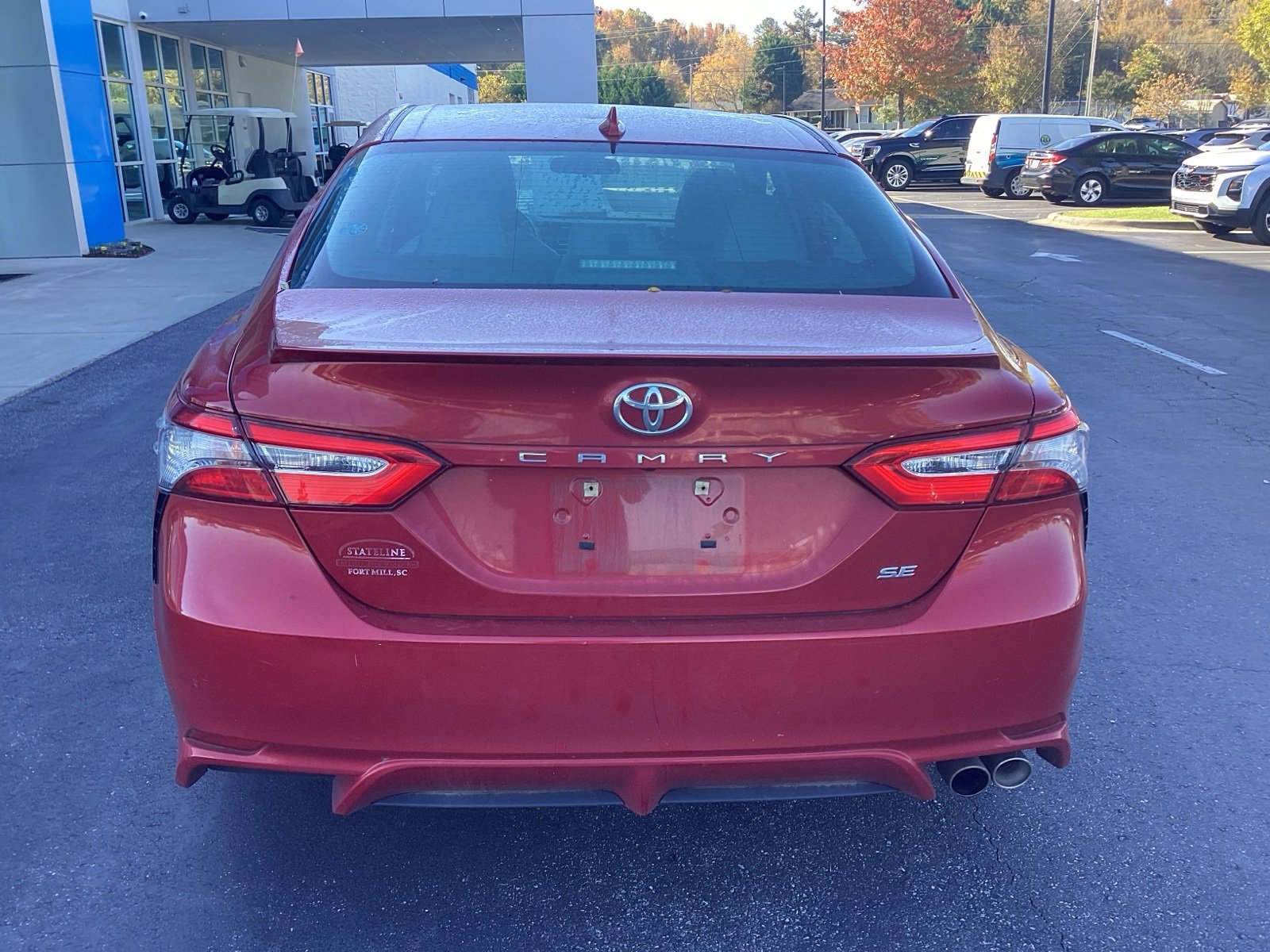 2019 Toyota Camry LE photo 2