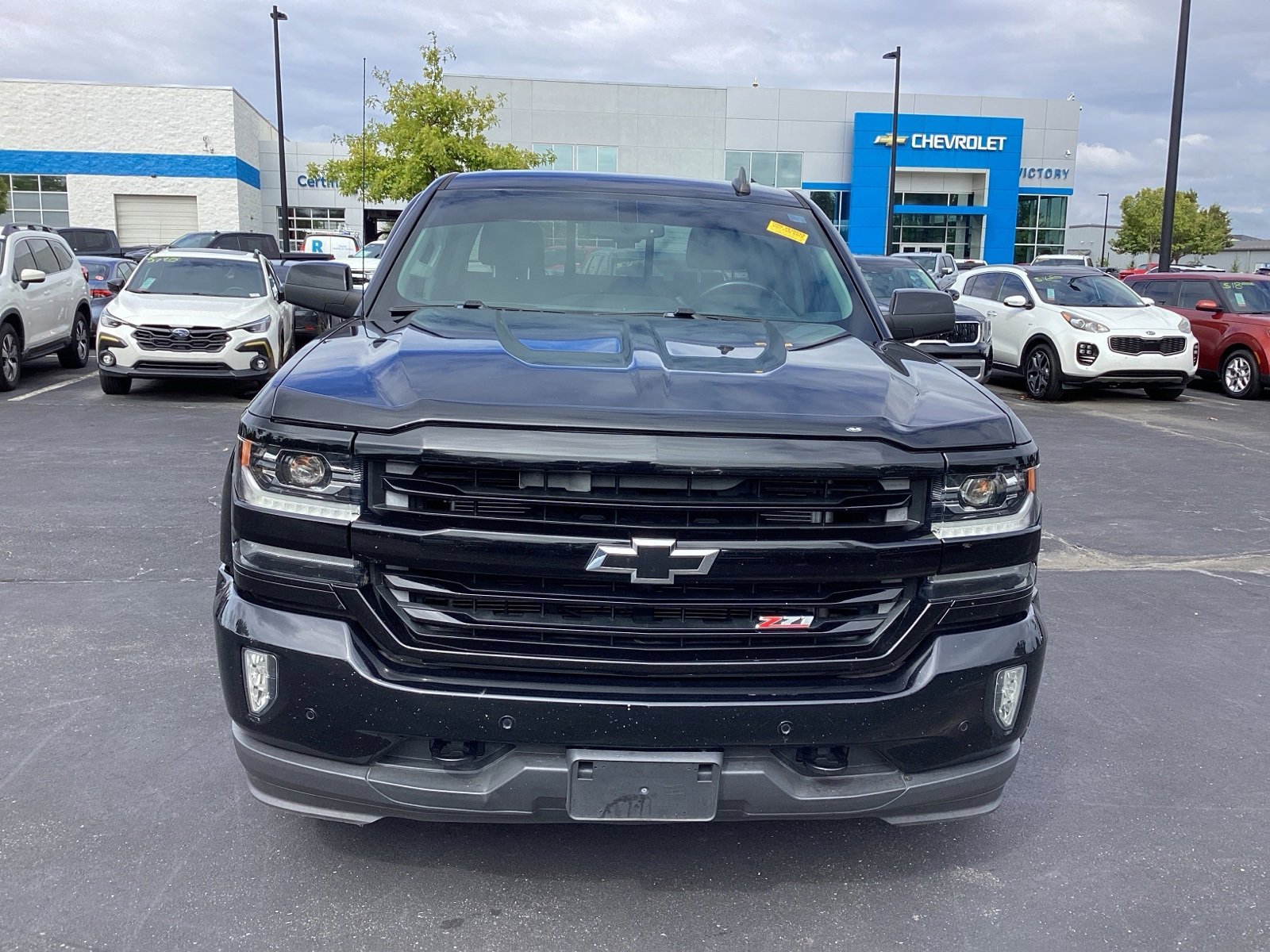 2017 Chevrolet Silverado 1500 LTZ photo 4