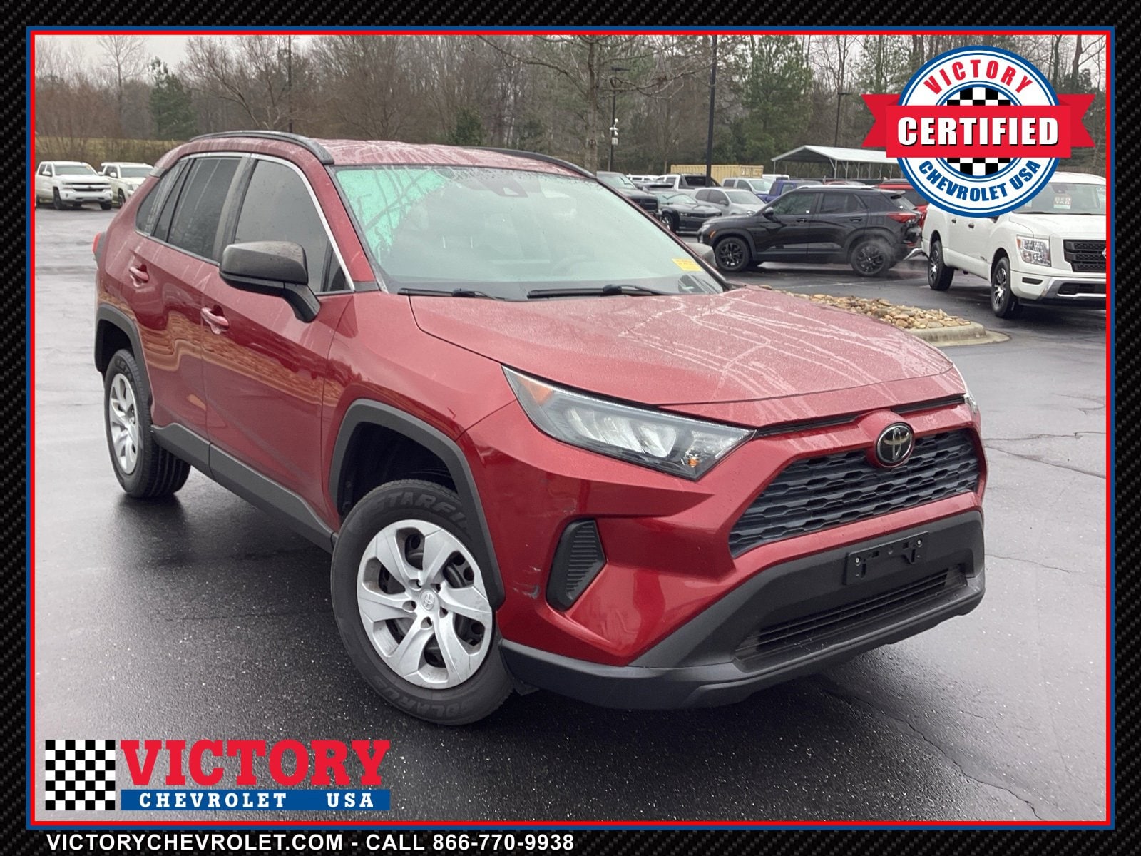 2020 Toyota RAV4 LE's photo