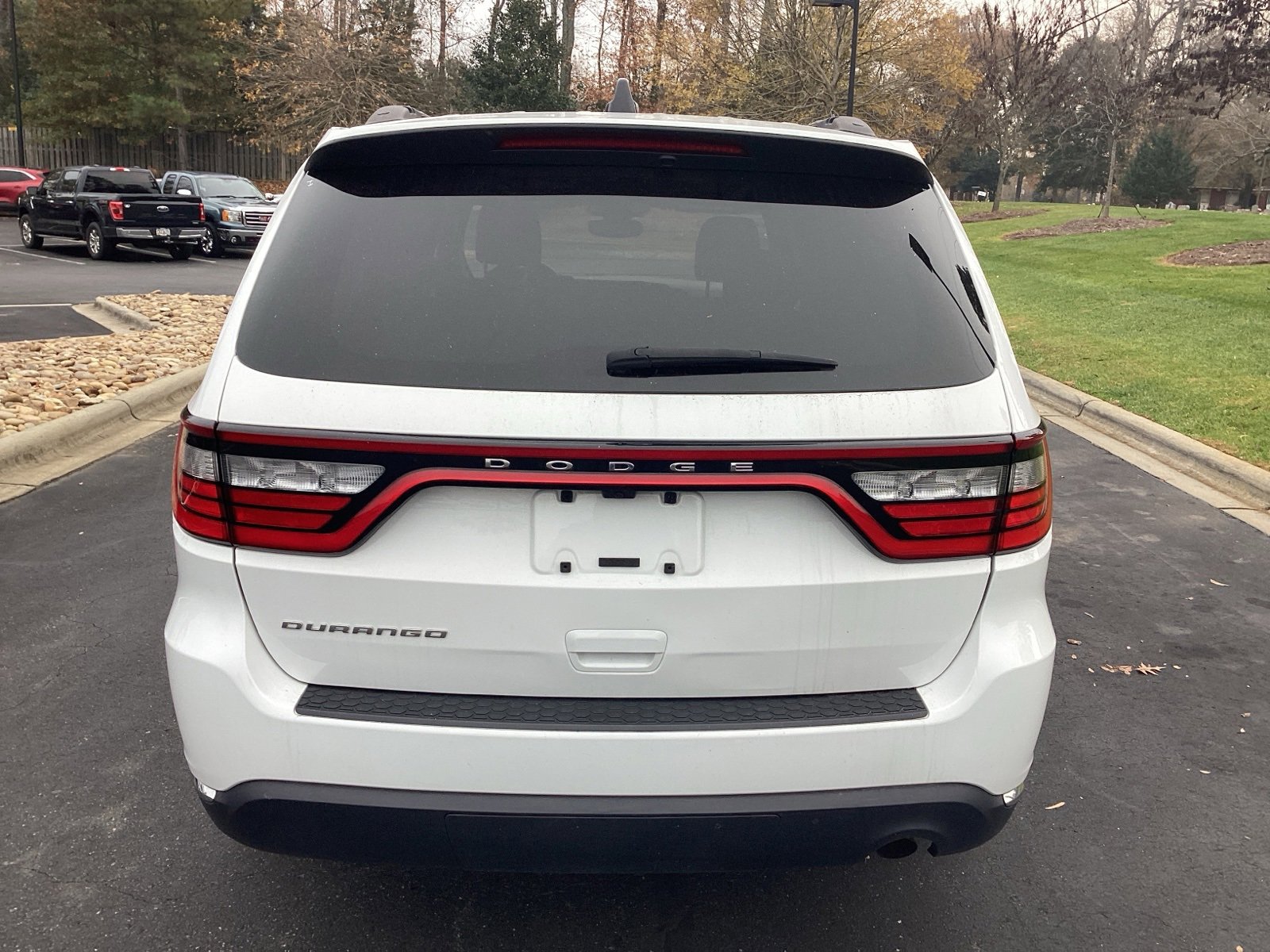 2024 Dodge Durango SXT photo 2
