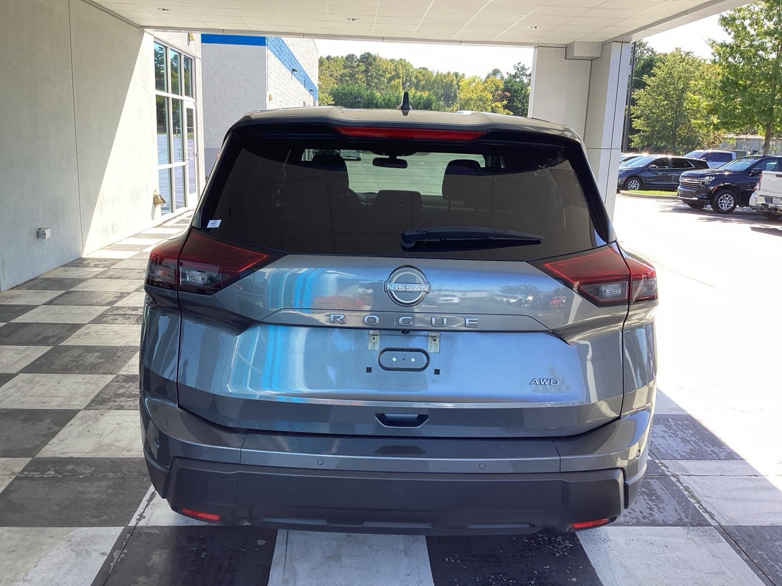 2024 Nissan Rogue S photo 3