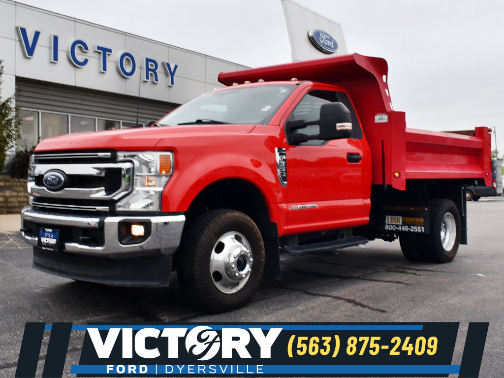 2022 Ford F-350 Super Duty Chassis Cab XLT