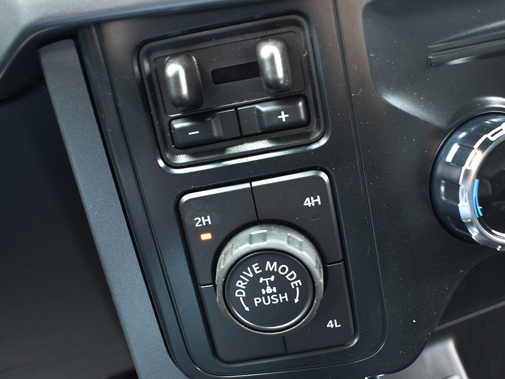 2025 Ford F-150 XLT - Photo 26