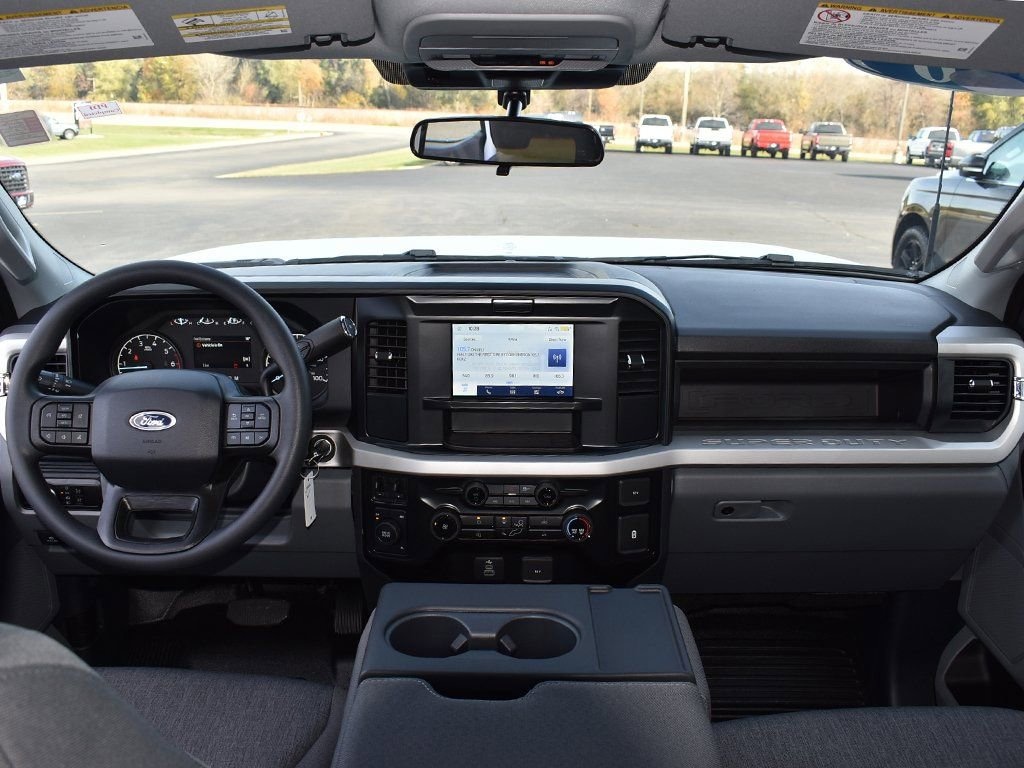 New 2026 Ford F-350 Truck Super Cab