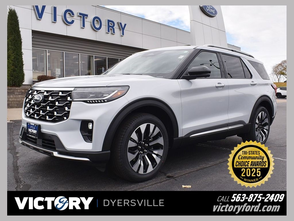 2026 Ford Explorer Platinum's photo