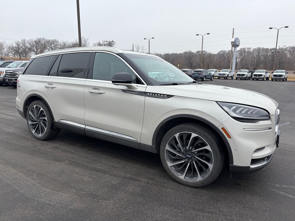 Used 2022 Lincoln Aviator Reserve SUV