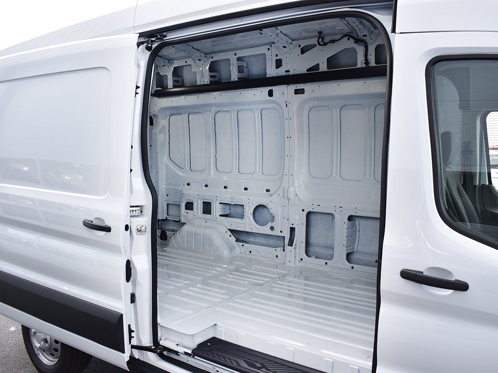 2026 Ford Transit Van Base - Photo 7