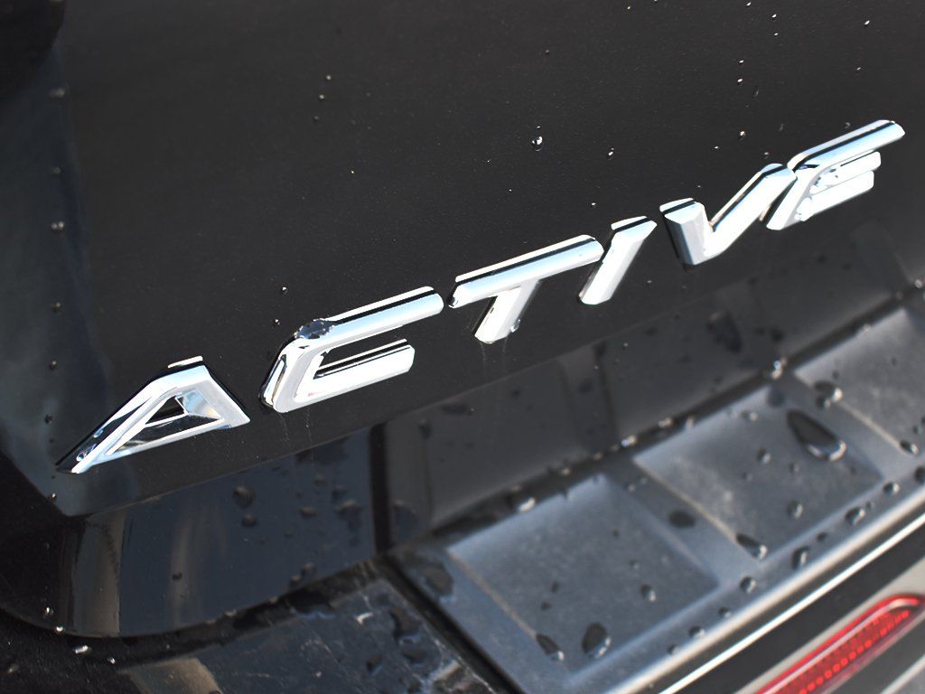 2026 Ford Explorer Active - Photo 9