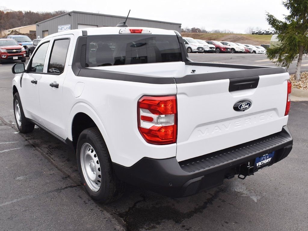 New 2025 Ford Maverick XL Truck SuperCrew