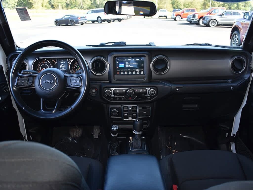 Used 2022 Jeep Gladiator Sport Truck Crew Cab