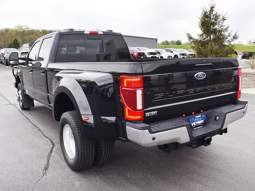 Certified 2022 Ford F-350 Lariat Truck Crew Cab