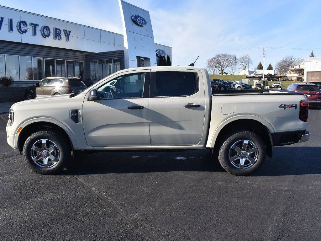 2025 Ford Ranger XLT photo 2