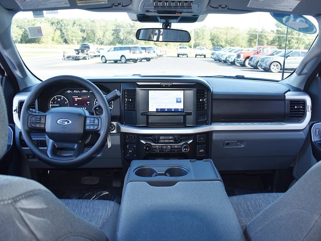 New 2026 Ford F-350 Truck Crew Cab