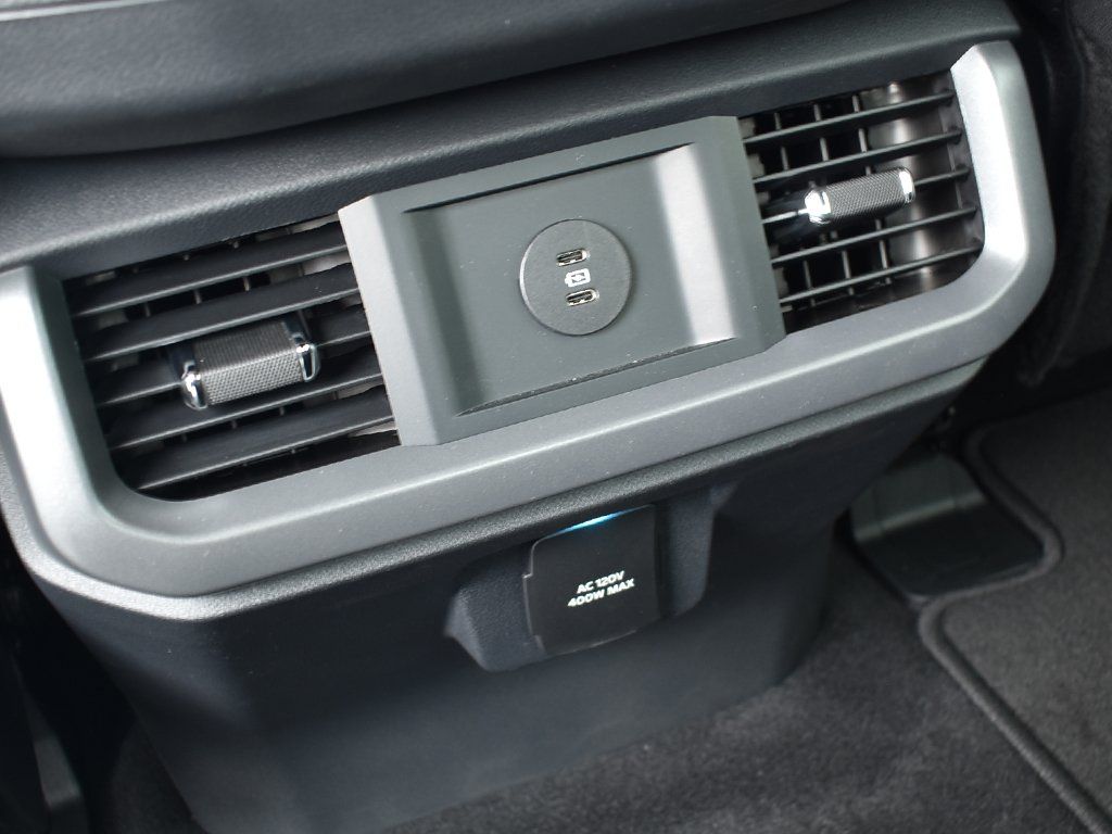 2025 Ford F-150 XLT - Photo 28