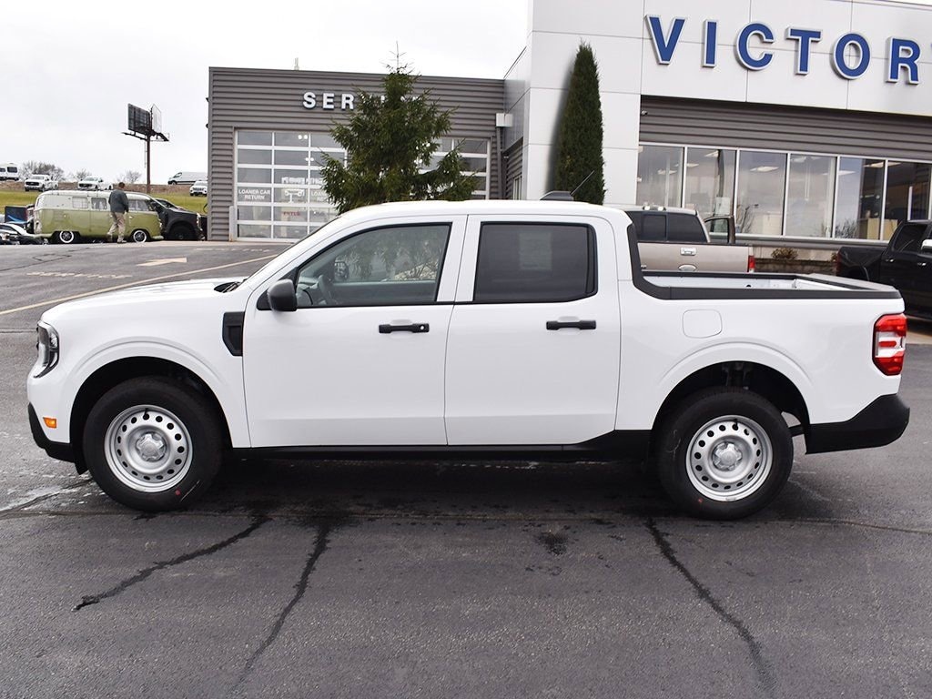 New 2025 Ford Maverick XL Truck SuperCrew