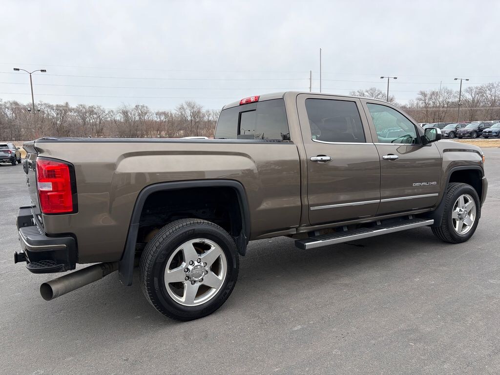 Used 2015 GMC Sierra 2500HD Denali Truck Crew Cab