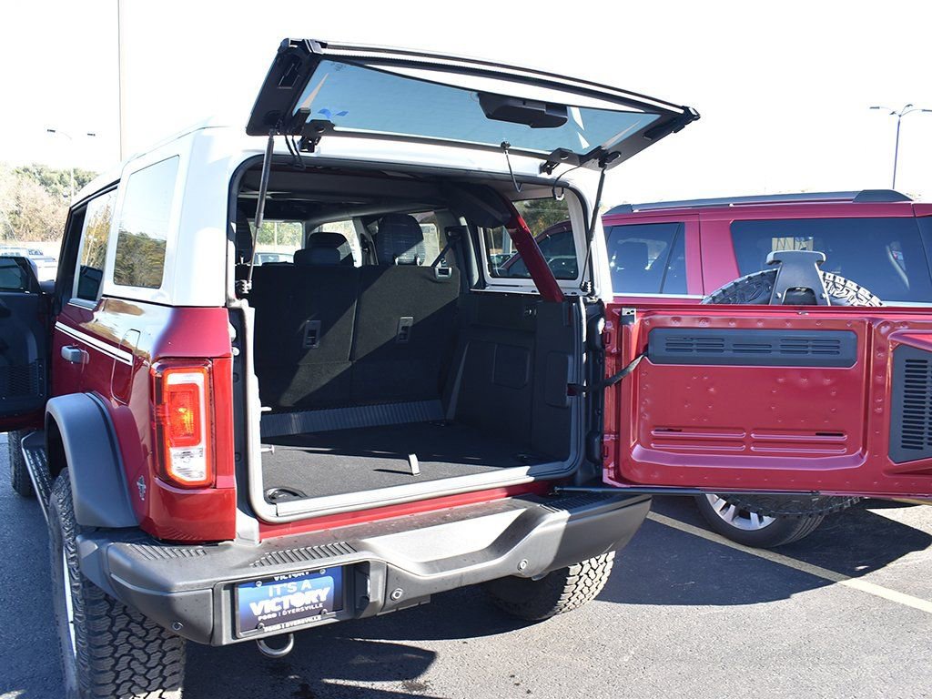 2025 Ford Bronco Heritage First Edition photo 4