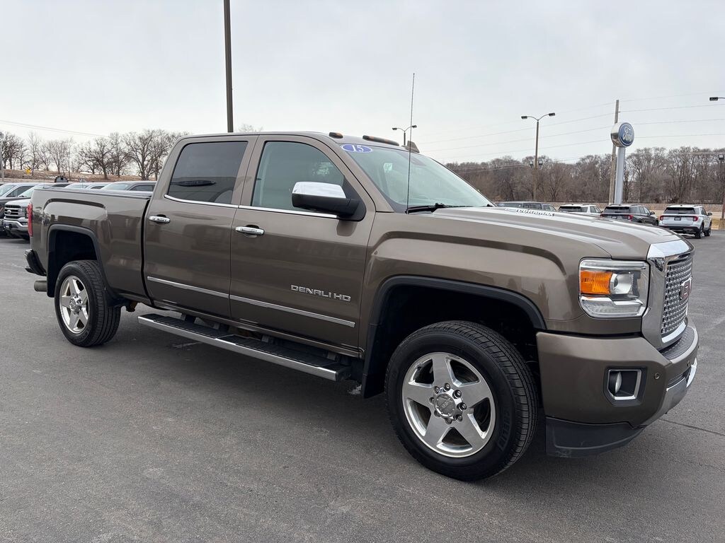 Used 2015 GMC Sierra 2500HD Denali Truck Crew Cab