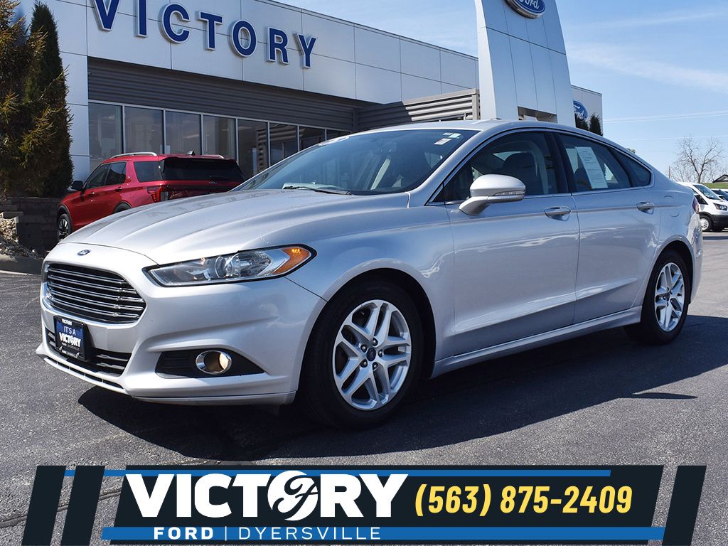 2016 Ford Fusion SE