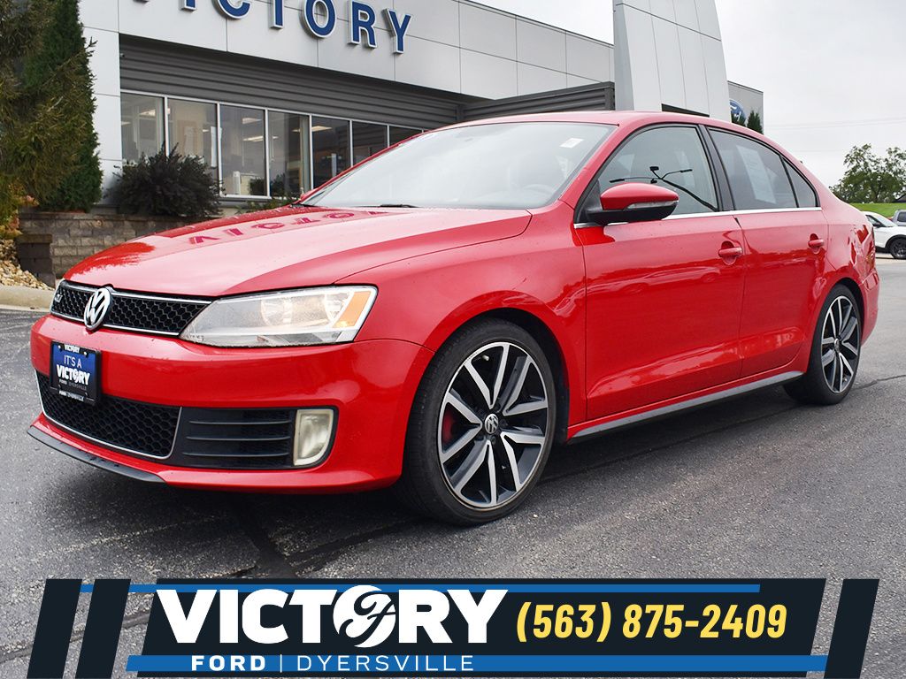 Used 2012 Volkswagen Jetta GLI with VIN 3VW467AJ3CM423251 for sale in Dyersville, IA