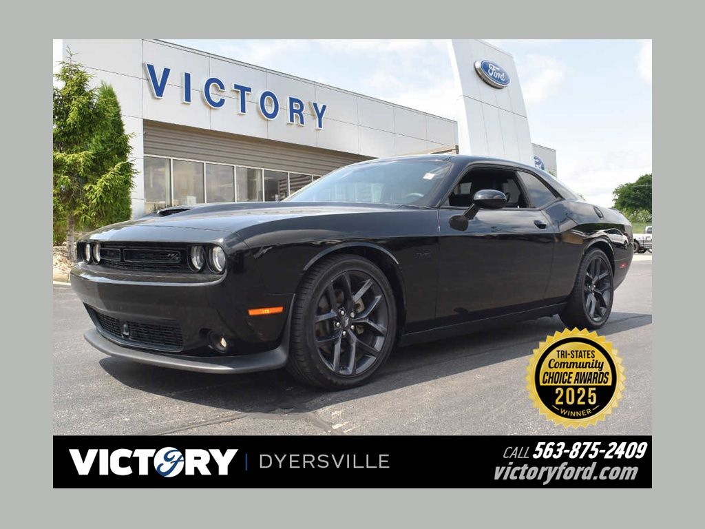 2023 Dodge Challenger R/T's photo