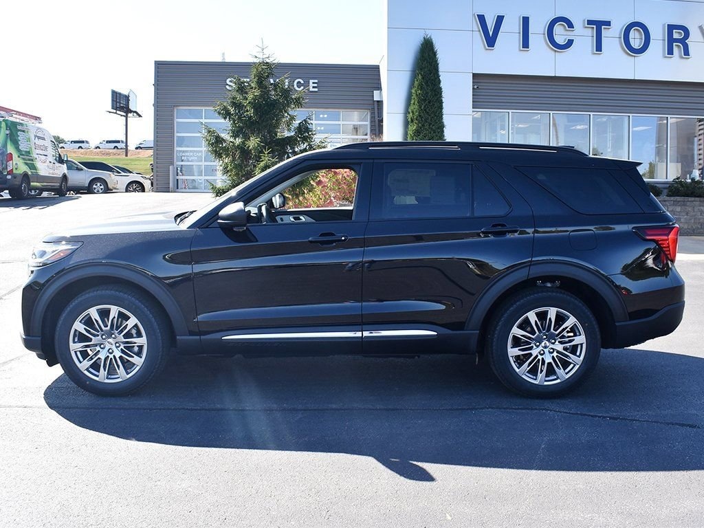 New 2025 Ford Explorer Active SUV